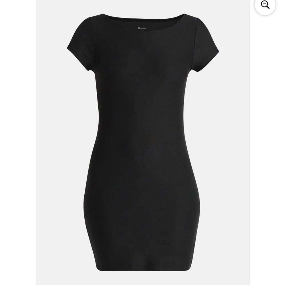 No Boundaries Scoop Neck Mini Dress with Short Sleeves, Women’s Small